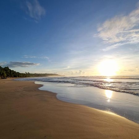 Relax Beach House Tangalle Dış mekan fotoğraf