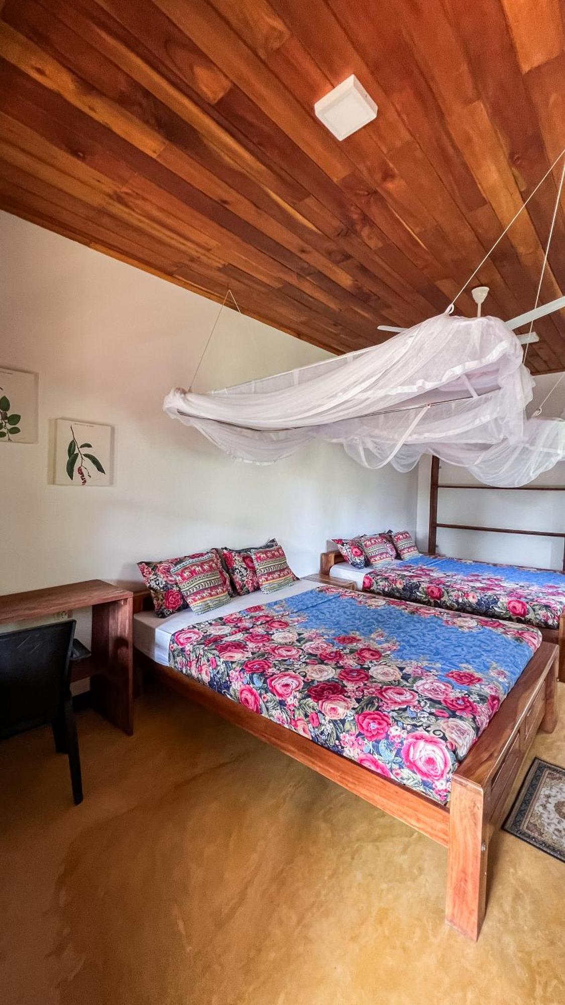 Relax Beach House Tangalle Dış mekan fotoğraf