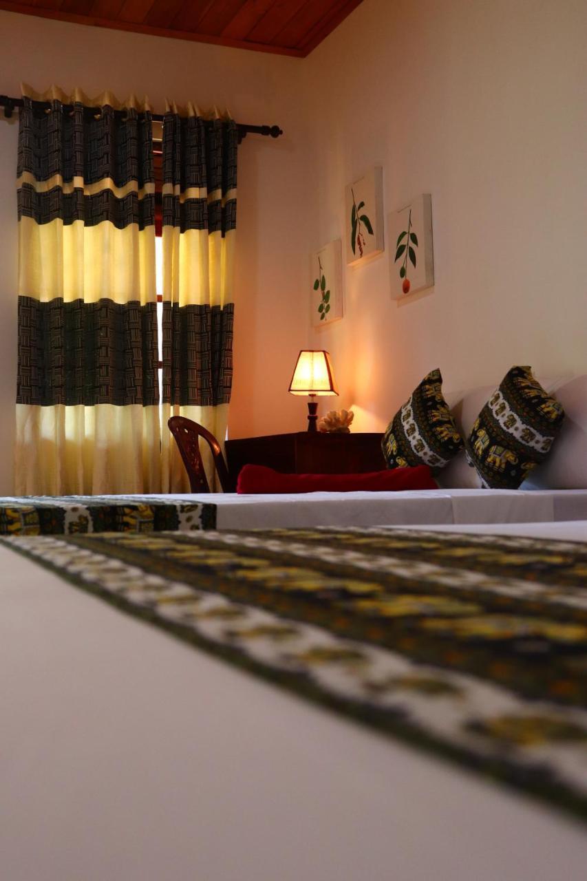 Relax Beach House Tangalle Dış mekan fotoğraf