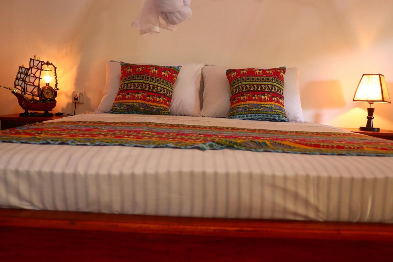 Relax Beach House Tangalle Dış mekan fotoğraf